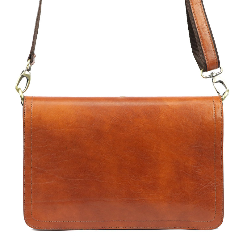 Elegancka damska listonoszka marki Pierre Cardin