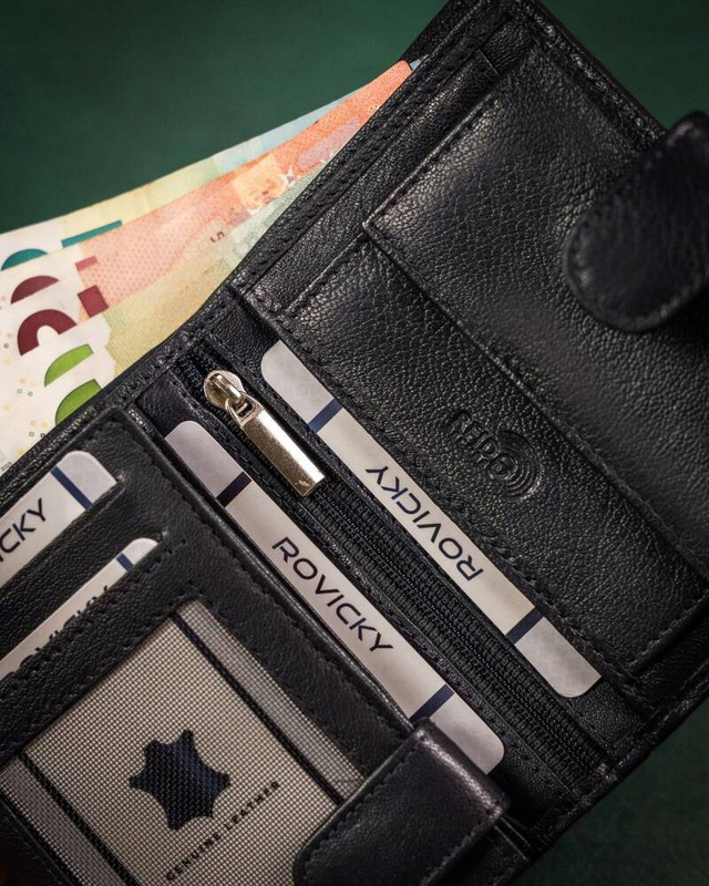 Klasyczny skórzany portfel męski Rovicky z RFID