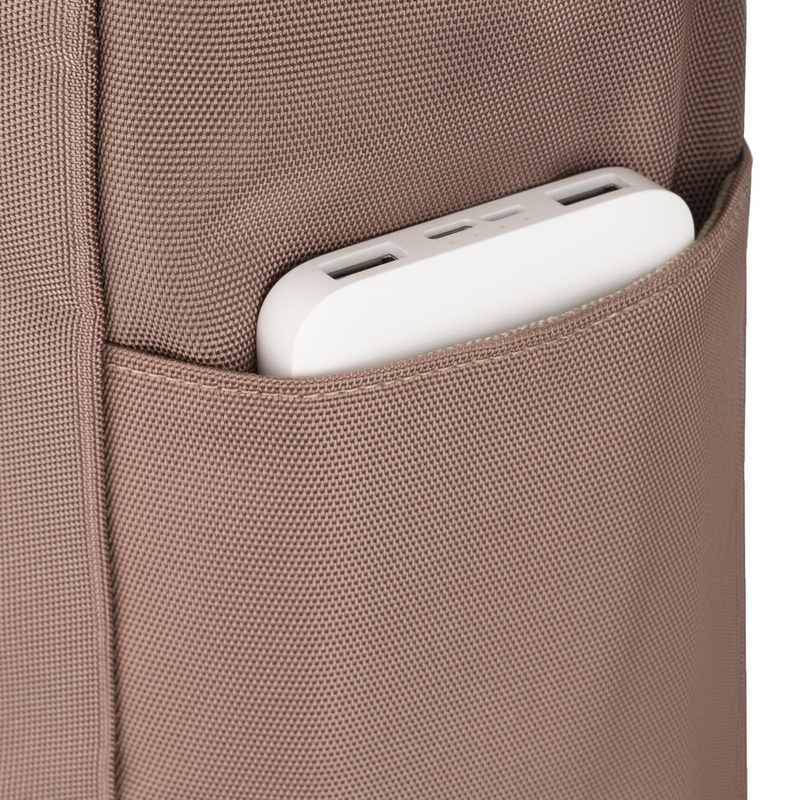 Beżowa shopperka damska na uchwytach i doczepianym pasku, zamykana suwakiem - Peterson