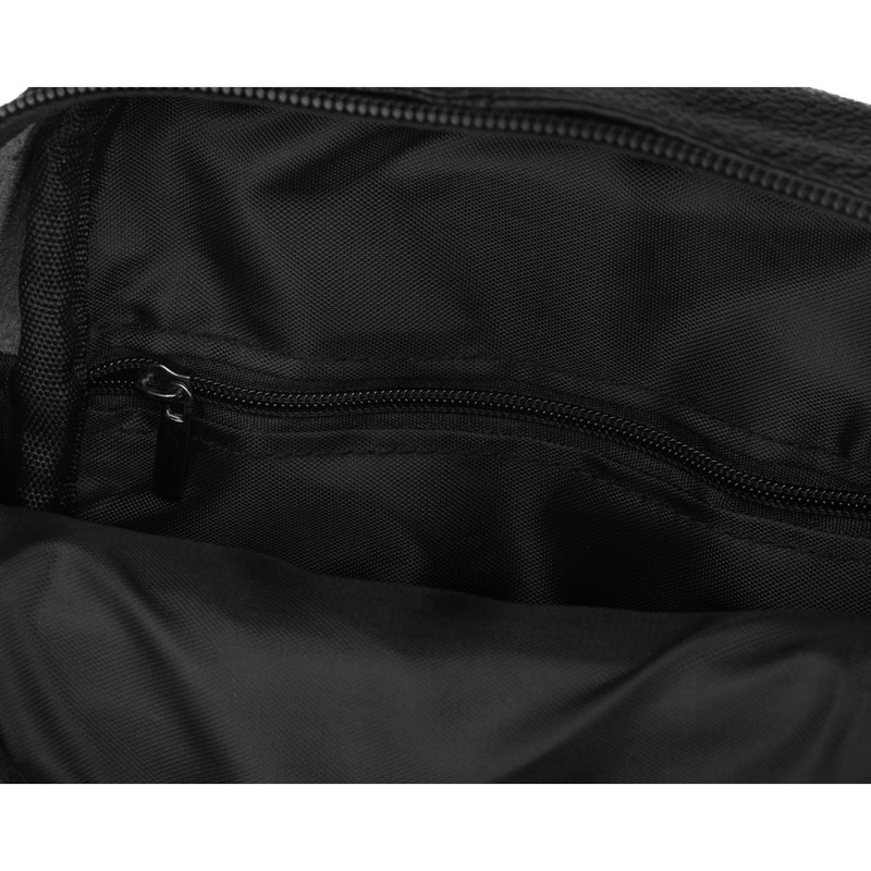 Czarna listonoszka męska wykonana ze skóry naturalnej, zamykana suwakiem - Rovicky