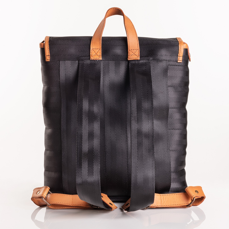 Plecak uniwersalny duży skórzany wykonany z recyklingowych materiałów Beltimore R28