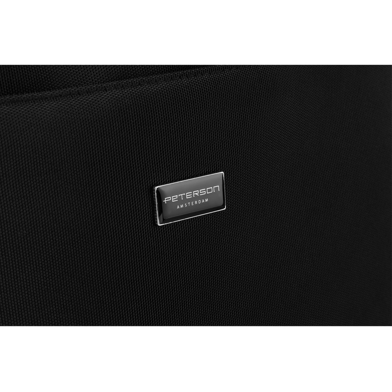 Duża torebka damska w czarnym kolorze zawieszona na wygodnych uchwytach - Peterson