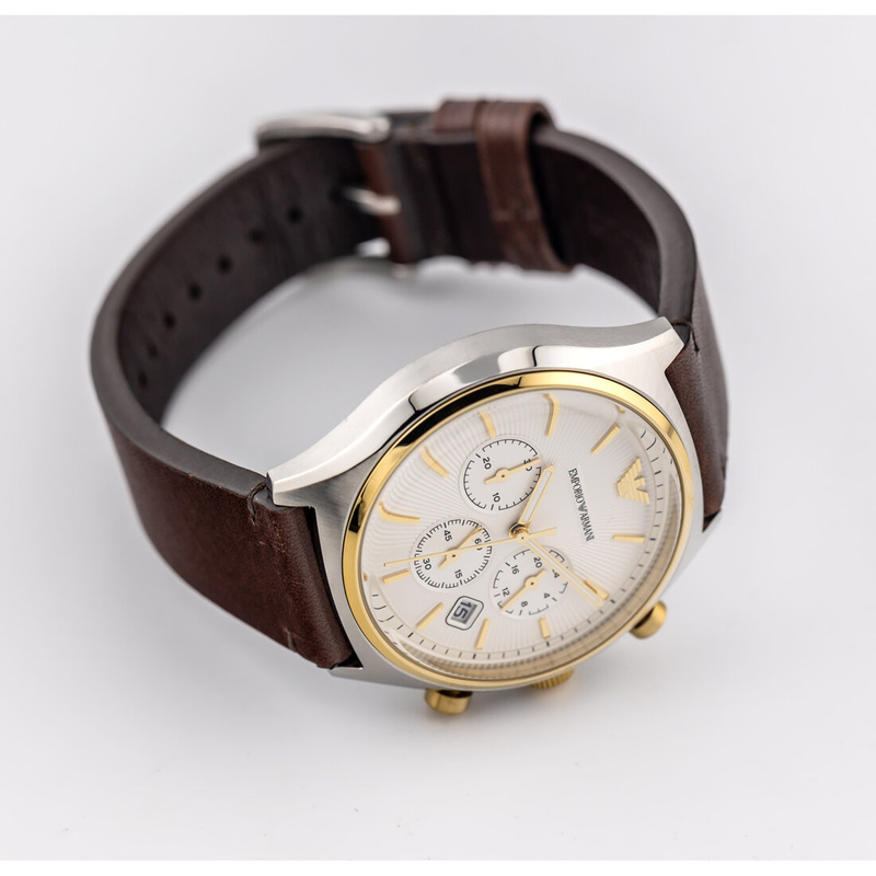 Zegarek ARMANI AR11331. Kwarcowy, Kolor złoty. Mężczyzna.