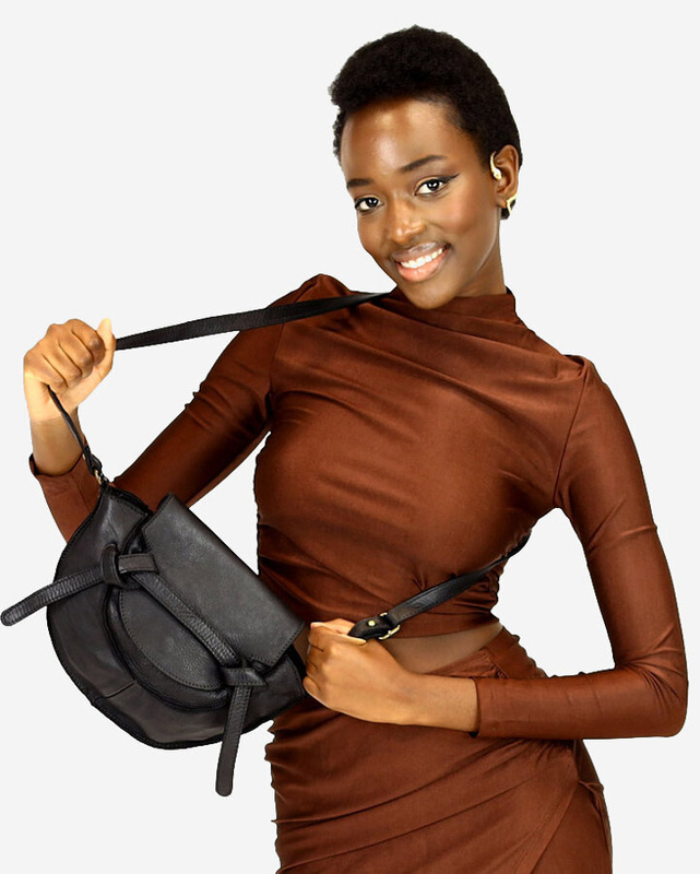 Marco Mazzini Torebka listonoszka skórzana saddle bag czarny