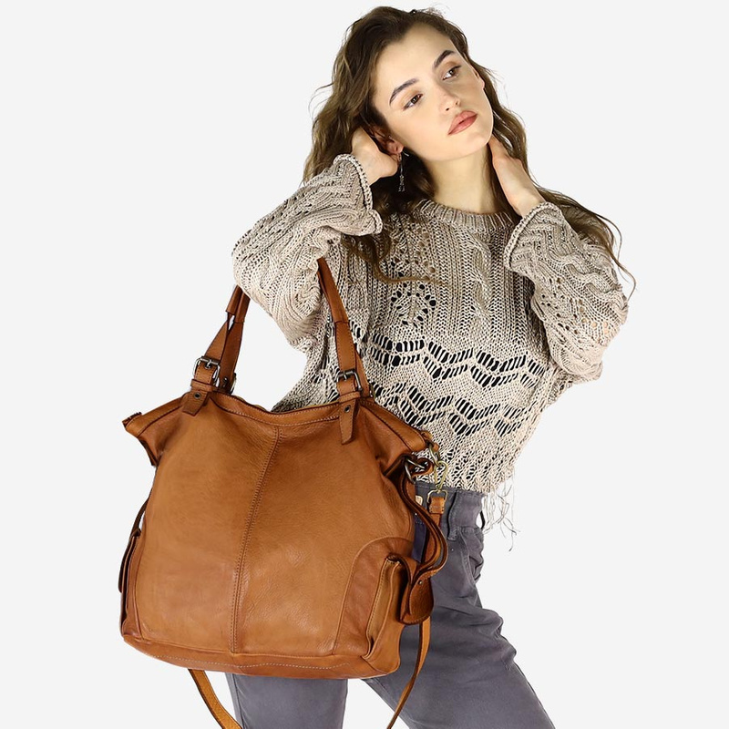 MARCO MAZZINI Miejska torba skórzana z regulowaną rączką old leather handmade camel