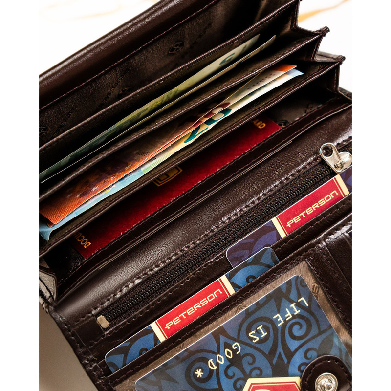Duży, skórzany portfel damski w brązowym kolorze z systemem RFID - Peterson