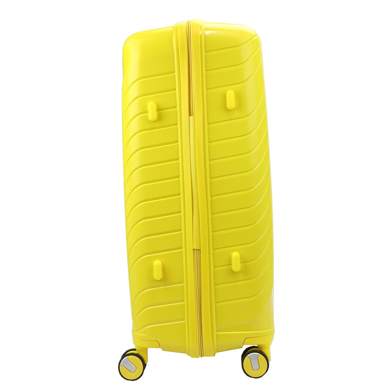 Mocna walizka damska z ABSu Pierre Cardin LEE01 PP12 106 x3 Z