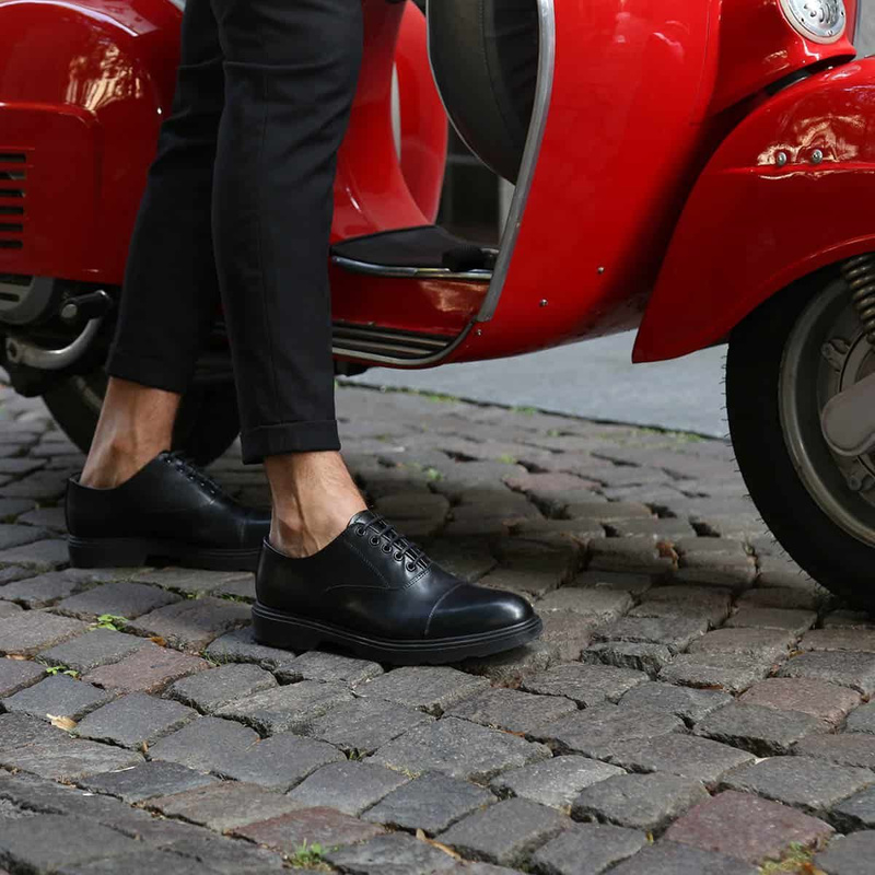 Wizytowe męskie buty półbuty marki Duca di Morrone