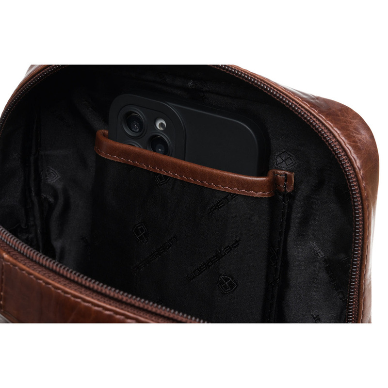 Listonoszka męska ze skóry naturalnej w brązowym kolorze - Peterson