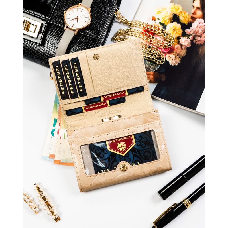 Skórzany damski portfel Peterson PTN PS445-MLF