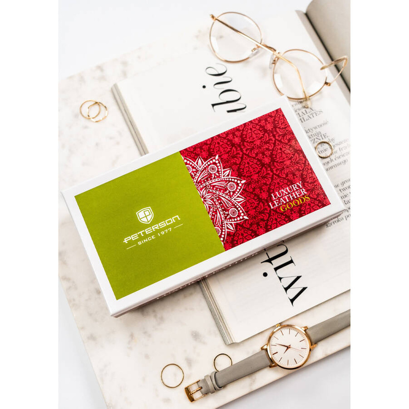 Skórzany damski portfel Peterson PTN ST-415 SNAKE