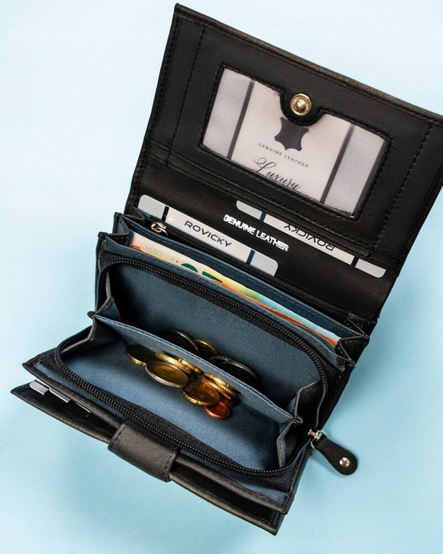 Rovicky Pojemny skórzany portfel damski na zatrzask roślinny wzór