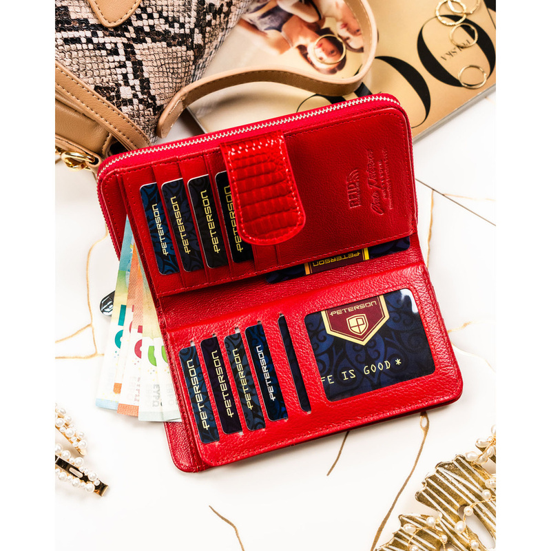 Duży, czerwony portfel damski ze skóry naturalnej zamykany na suwak i zatrzask - Peterson