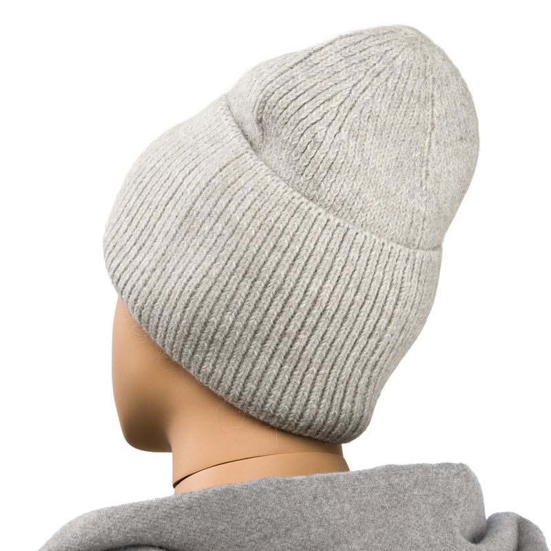 Szara, zimowa czapka damska beanie z logo marki - Peterson