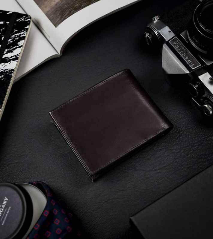Stylowy Skórzany męski portfel z etui od Rovicky