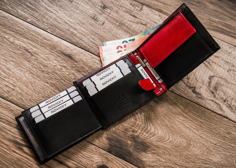 Zgrabny męski skórzany portfel z RFID od Rovicky
