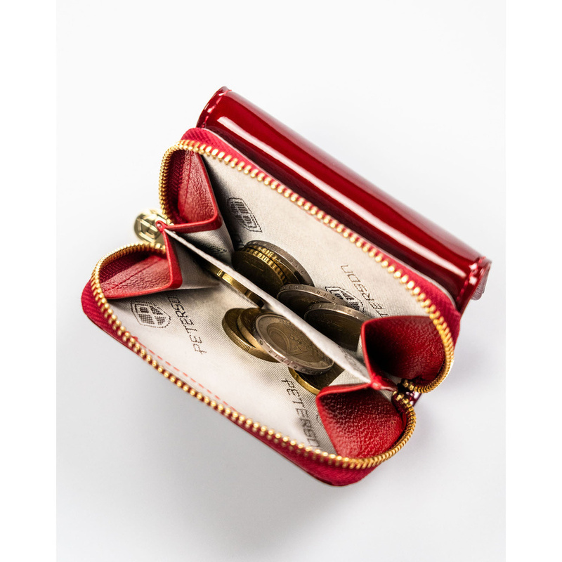 Mały, czerwony portfel damski wykonany ze skóry naturalnej - Peterson