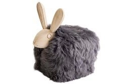 Wspaniałe, drewniane krzesło dekoracyjne zajączek