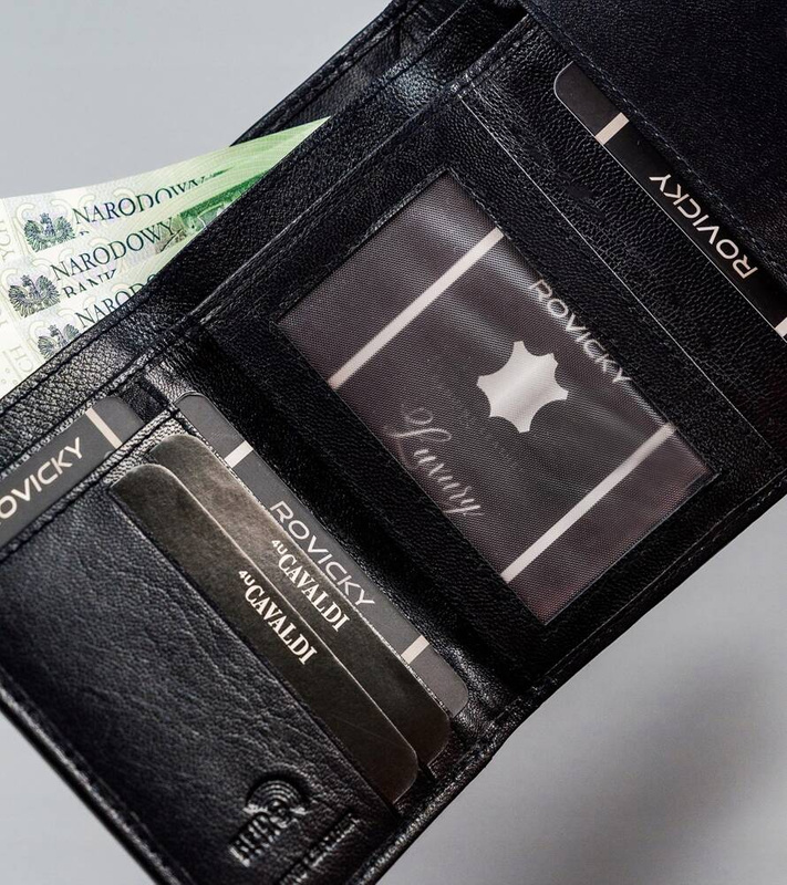 Zgrabna Portmonetka damska skórzana z RFID Cavaldi