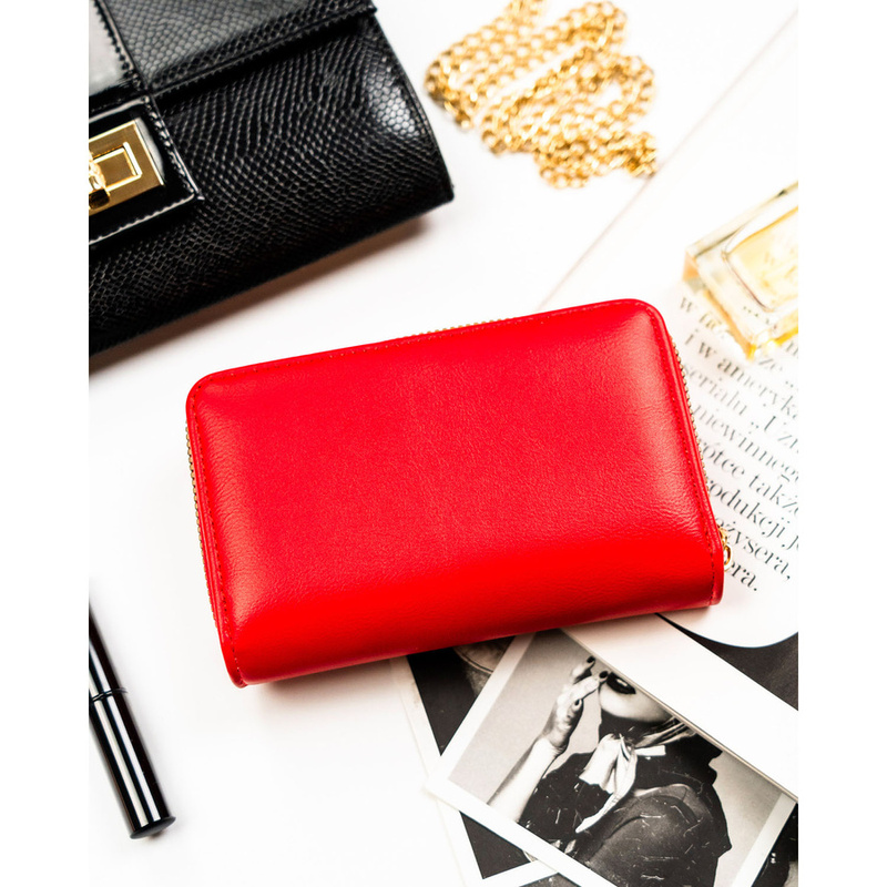 Czerwony, pionowy portfel damski ze skóry ekologicznej, mieszczący dowód rejestracyjny - Peterson