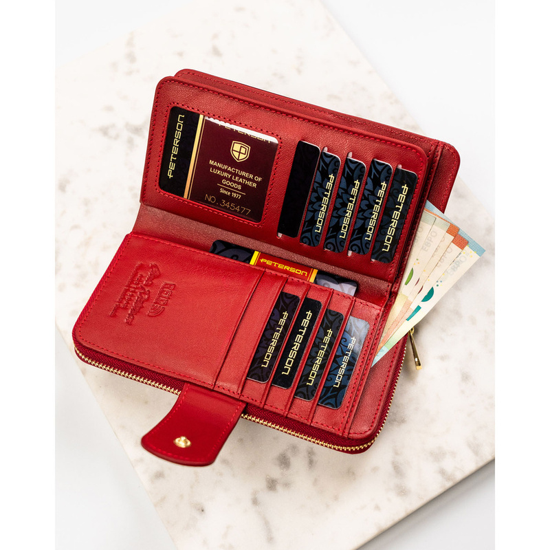 Skórzany damski portfel Peterson PTN BC-76116