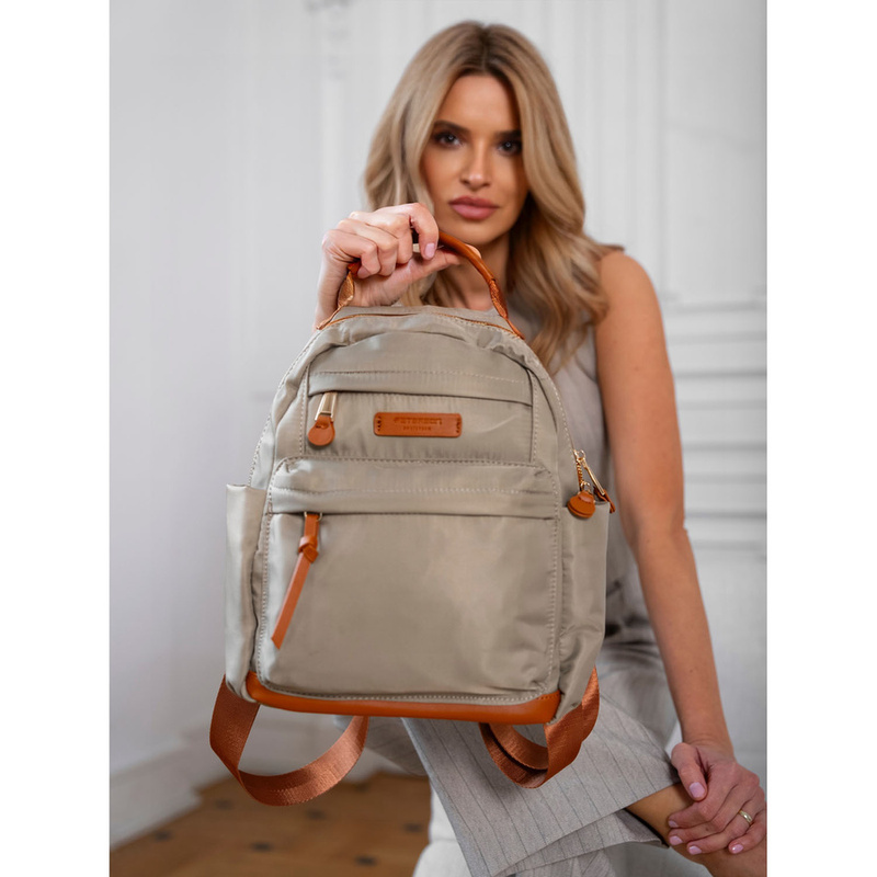 Praktyczny plecak miejski w kolorach khaki i brązowym, zamykany na suwak - Peterson