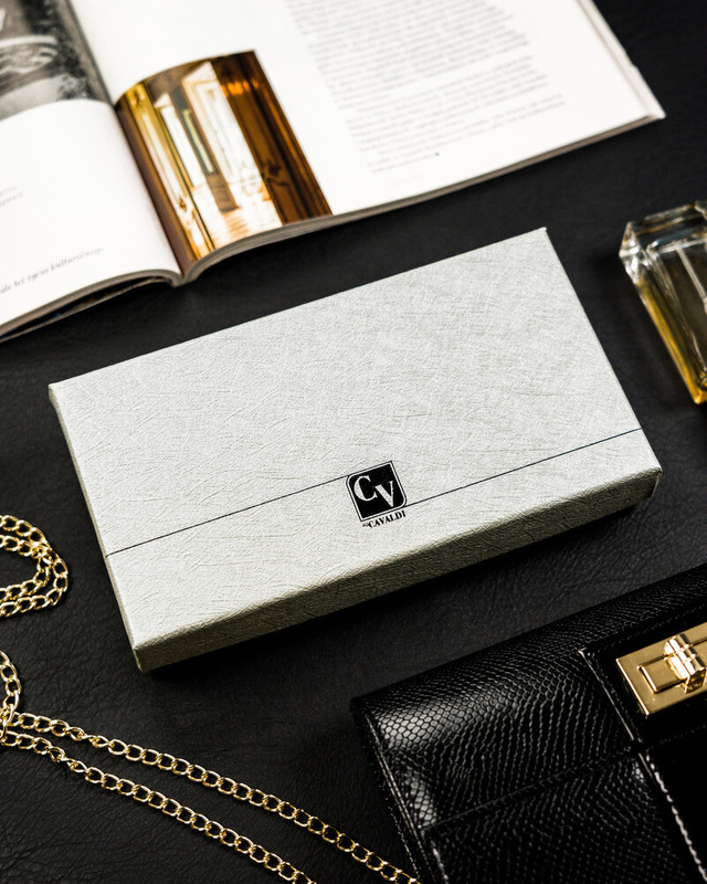 Damski duży portfel ze wzorem skóry węża Cavaldi