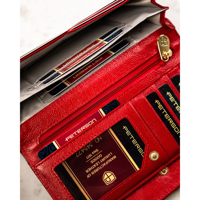 Skórzany damski portfel Peterson PTN BC-421028