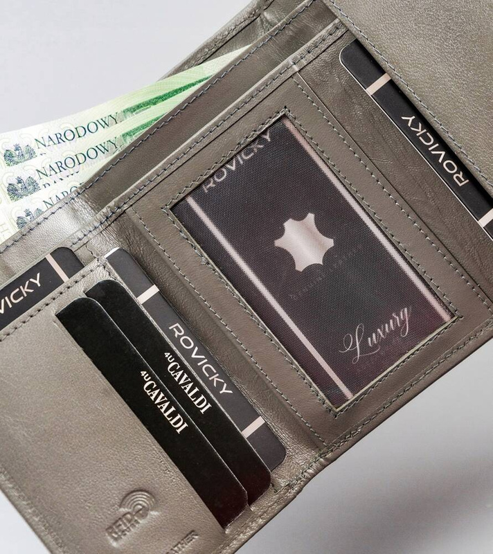 Zgrabna Portmonetka damska skórzana z RFID Cavaldi