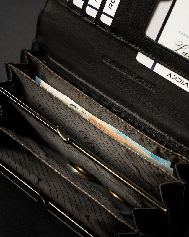 Damski duży portfel ze wzorem skóry węża Cavaldi