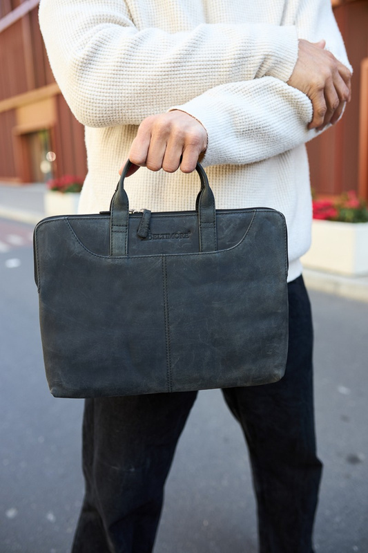 Teczka aktówka pokrowiec futerał na komputer laptopa 13" skórzana czarna Beltimore S13