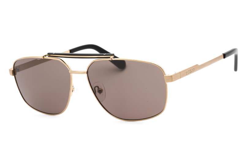 Okulary GUESS GU00015-6102A. Okulary przeciwsłoneczne, Kolor czarny. Mężczyzna.
