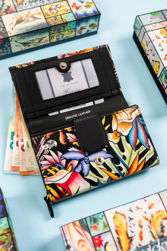 Rovicky Pojemny skórzany portfel damski na zatrzask roślinny wzór