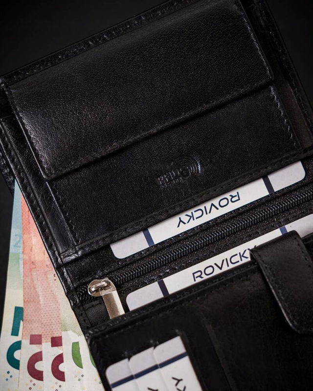 Rozbudowany portfel męski z systemem RFID Rovicky