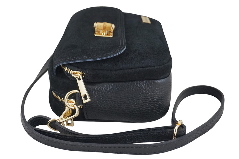 Mała zamszowa listonoszka ze złotym zapięciem - Czarna