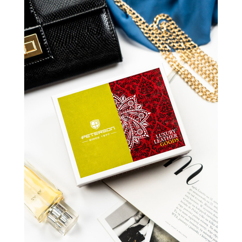 Wielokolorowy portfel damski ze skóry naturalnej zamykany zatrzaskiem i biglem - Peterson