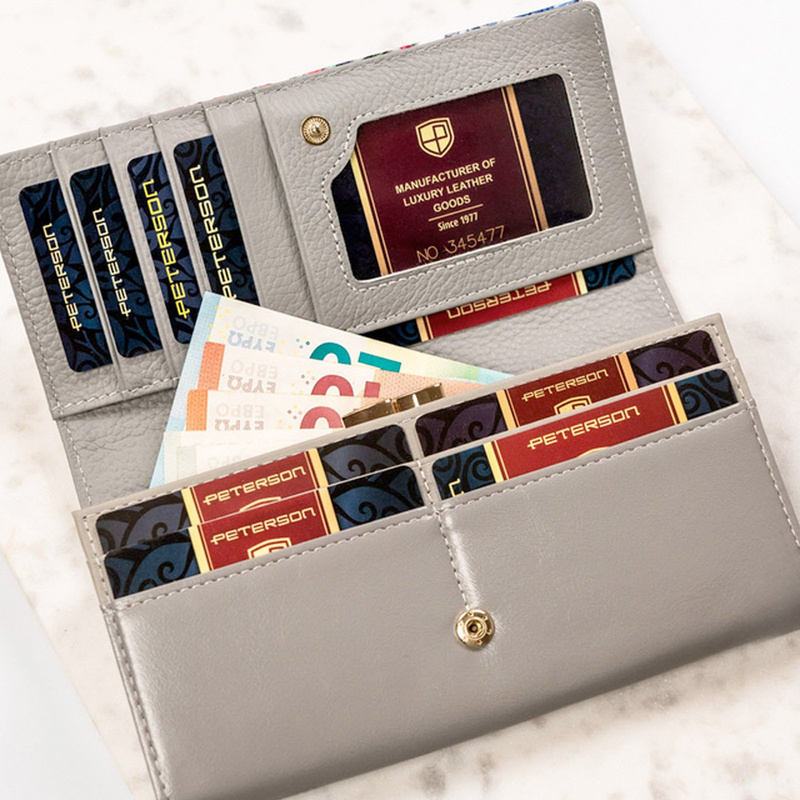 Skórzany damski portfel Peterson PTN PH24-LFL