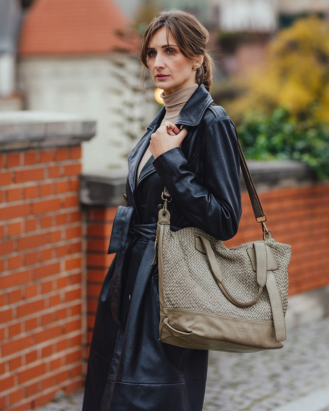 Beżowa torebka pleciona shopper A4 z miękkiej włoskiej skóry Marco Mazzini