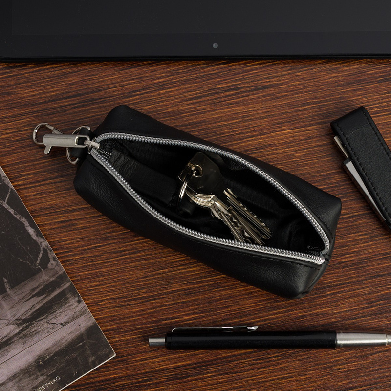 Skórzane etui na długie klucze duże kluczówka karabińczyk skóra czarne Beltimore L66