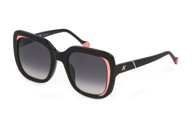 Okulary YALEA SYA027N530700. Okulary przeciwsłoneczne, Kolor czarny. Kobieta.