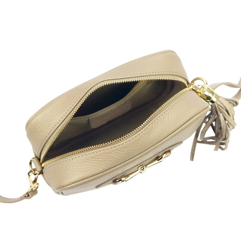 Luka damska listonoszka skóra naturalna torebka z brelokiem z frędzlem