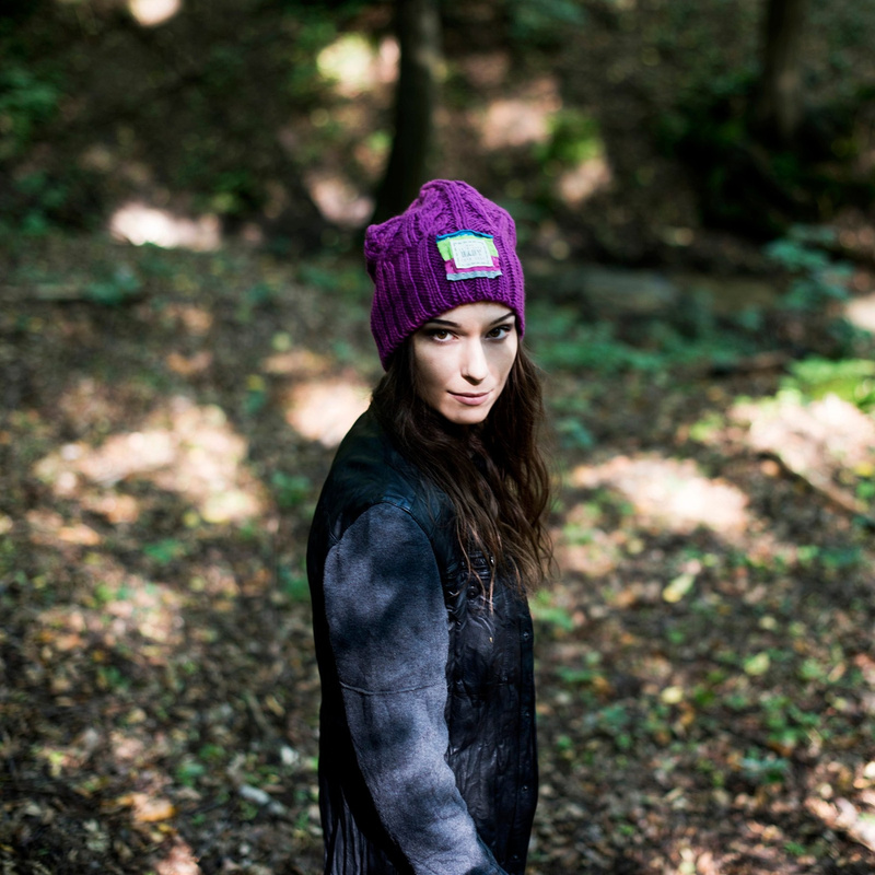 Czapka Błyszcząca nić