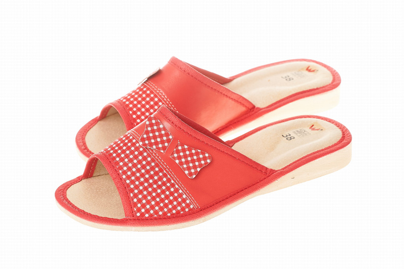 Wójciak Podhale damskie kapcie domowe ze skóry naturalnej z kokardą