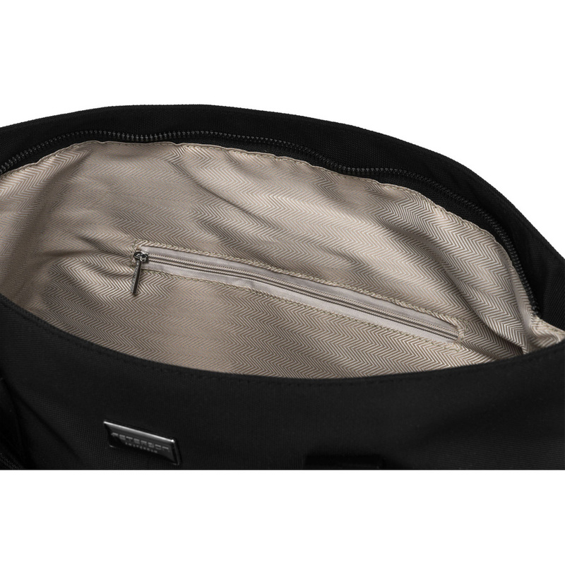 Shopperka w czarnym kolorze z zewnętrznymi kieszeniami i dopinanym paskiem - Peterson