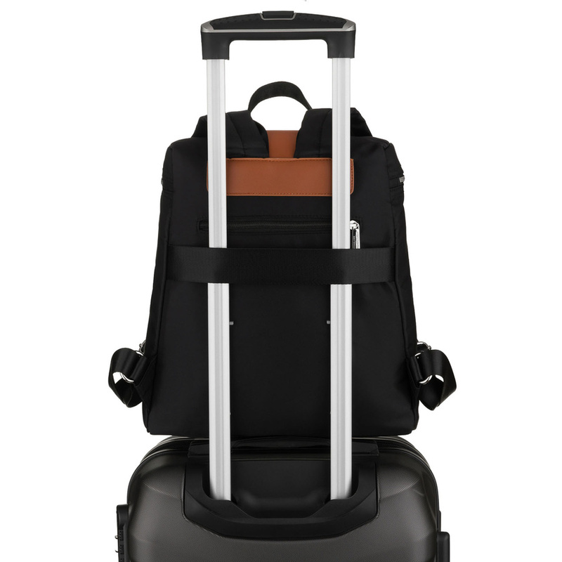 Czarno-brązowy plecak damski z poliestru wyposażony w uchwyt na walizkę - Peterson