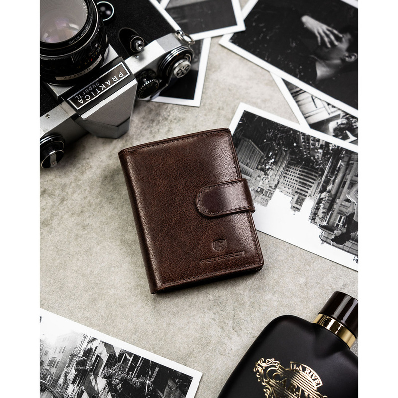 Skórzany męski portfel Peterson PTN RM-12L-BUF