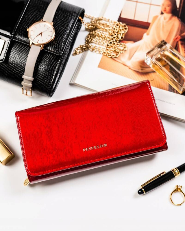 Skórzany damski portfel Peterson PTN 421077-SH-1