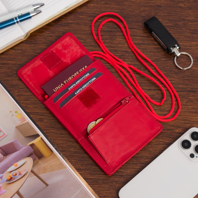 ETUI saszetka PASZPORTÓWKA na szyję dokumenty skórzana podróżna czerwona Beltimore D78
