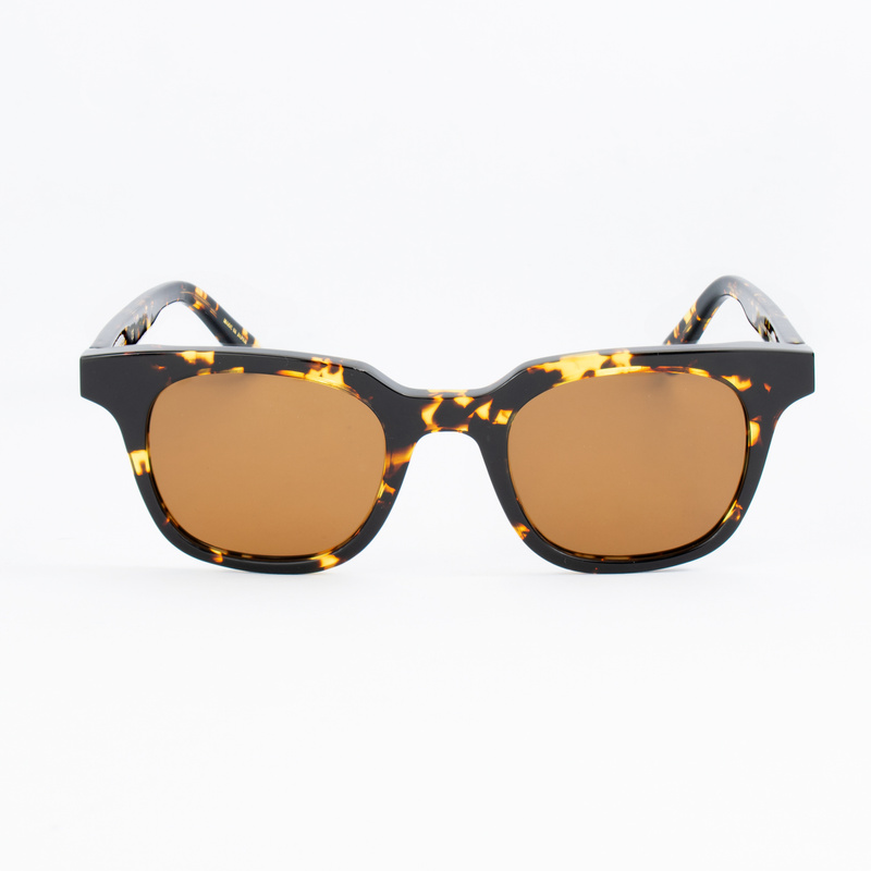 Okulary BELSTAFF BOORMAN-S030. Okulary przeciwsłoneczne, Kolor brązowy. Kobieta.