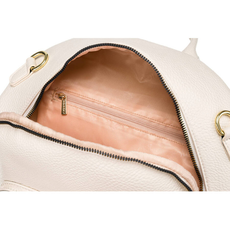 Elegancki plecak damski z bocznymi kieszeniami wykonany ze skóry ekologicznej w beżowym kolorze - Rovicky